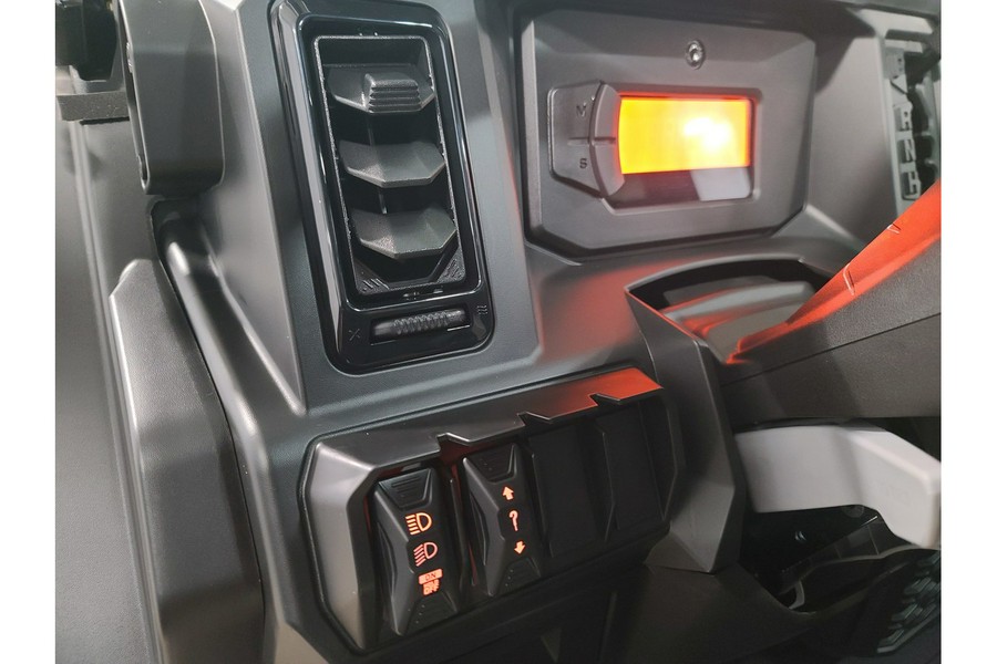 2026 Can-Am Defender MAX Limited HD11