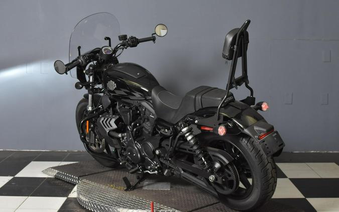 2025 Harley-Davidson Nightster Vivid Black RH975