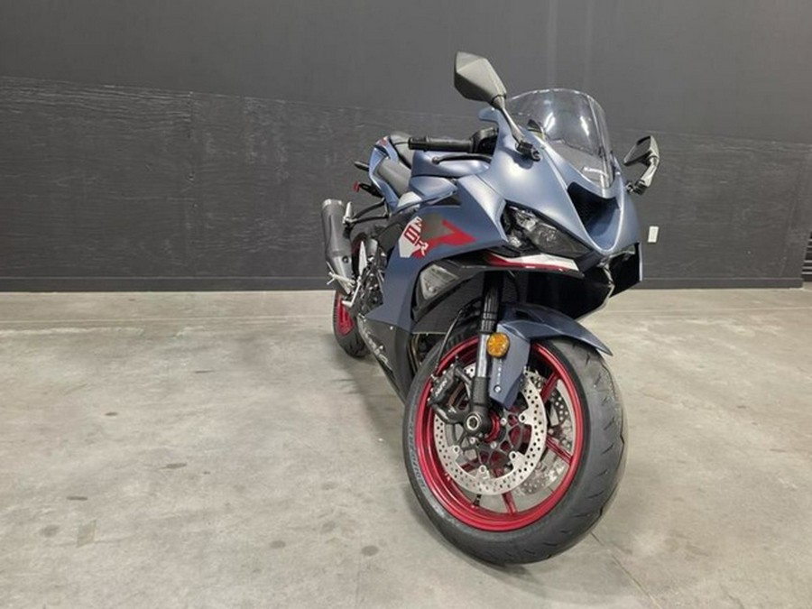 2027 Kawasaki Ninja ZX-6R