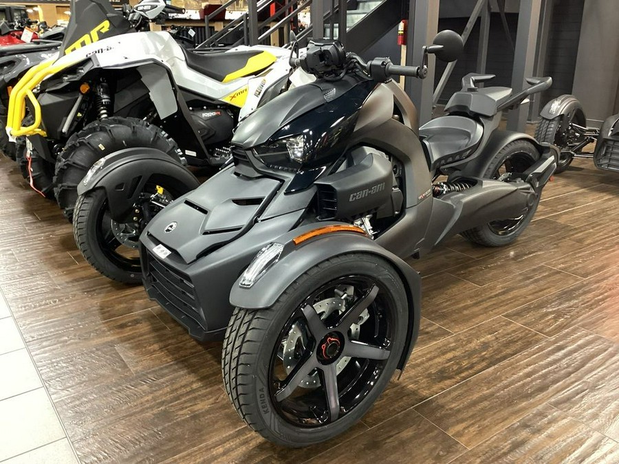 2024 Can-Am™ Ryker 900 ACET