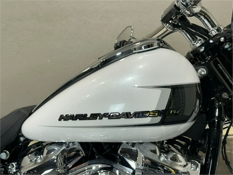 Harley-Davidson Breakout 2024 FXBR 84376191DT WHITE ONYX PRL