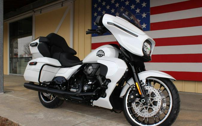 2026 Harley-Davidson® FLHXL - Street Glide® Limited