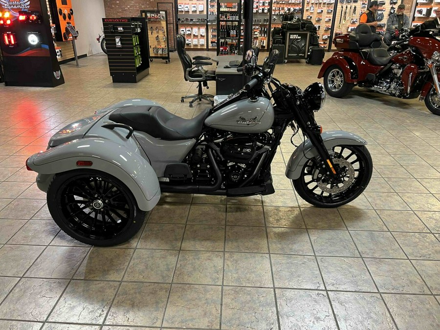 2024 Harley-Davidson Freewheeler Billiard Grey