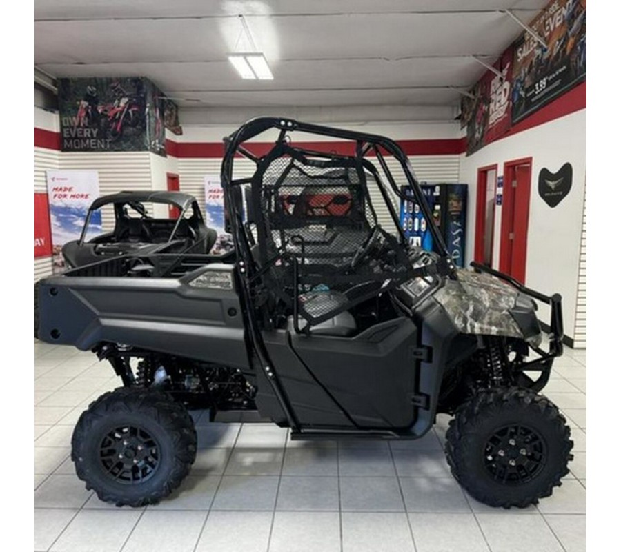 2025 Honda Pioneer 700 Forest