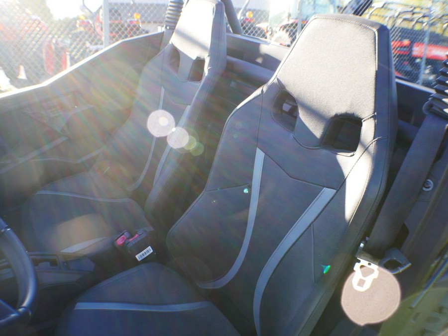 2025 Can-Am® Maverick Trail DPS 1000