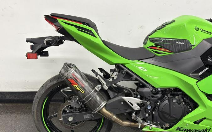 2023 Kawasaki Ninja® 400 KRT Edition