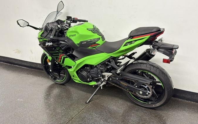 2023 Kawasaki Ninja® 400 KRT Edition