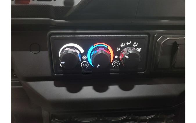 2026 Can-Am Defender MAX Limited HD11