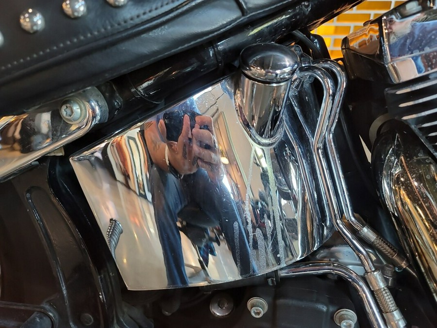 2014 Harley-Davidson® Heritage Softail® Classic FLSTC