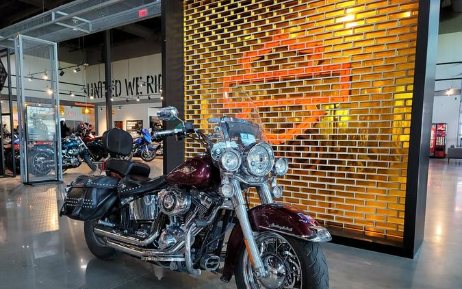 2014 Harley-Davidson® Heritage Softail® Classic FLSTC