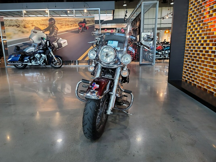 2014 Harley-Davidson® Heritage Softail® Classic FLSTC