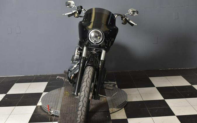 2015 Harley-Davidson Street Bob Black Denim FXDB103
