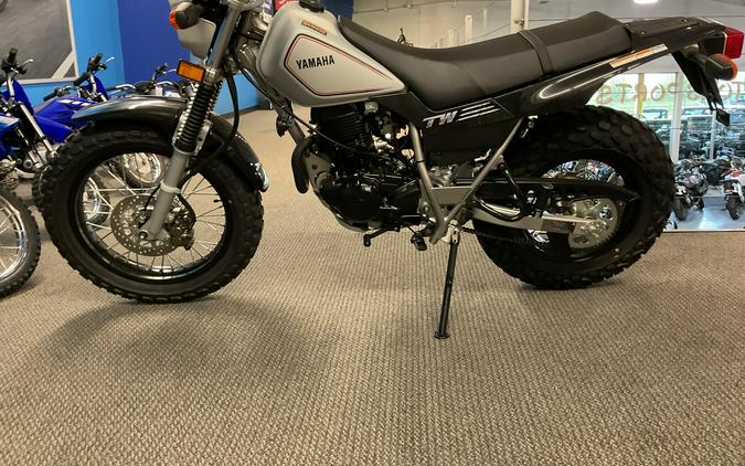 2027 Yamaha Motor Corp., USA TW200