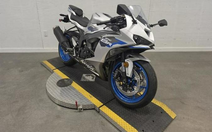 2027 Kawasaki Ninja ZX-6R