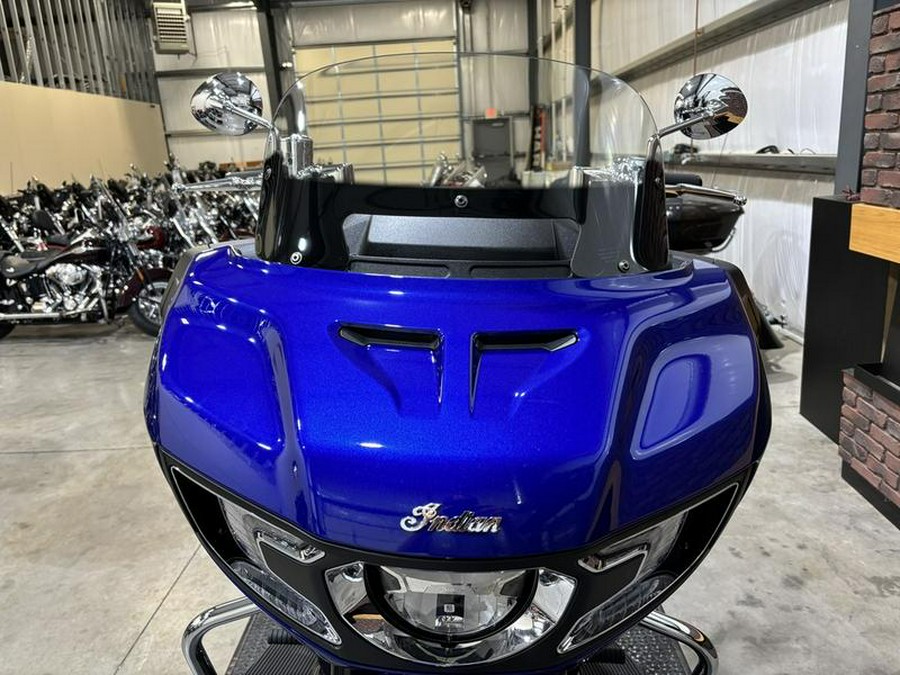 2023 Indian Motorcycle® Challenger® Limited Spirit Blue Metallic / Black Metallic