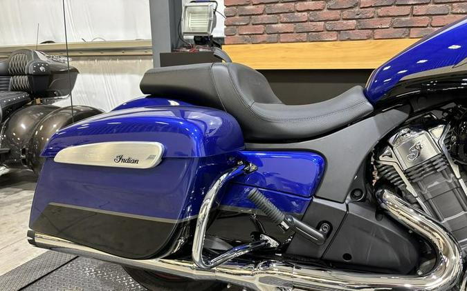 2023 Indian Motorcycle® Challenger® Limited Spirit Blue Metallic / Black Metallic