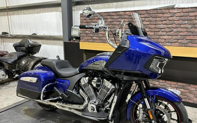 2023 Indian Motorcycle® Challenger® Limited Spirit Blue Metallic / Black Metallic