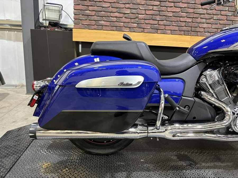 2023 Indian Motorcycle® Challenger® Limited Spirit Blue Metallic / Black Metallic