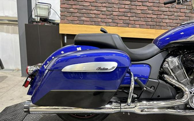 2023 Indian Motorcycle® Challenger® Limited Spirit Blue Metallic / Black Metallic