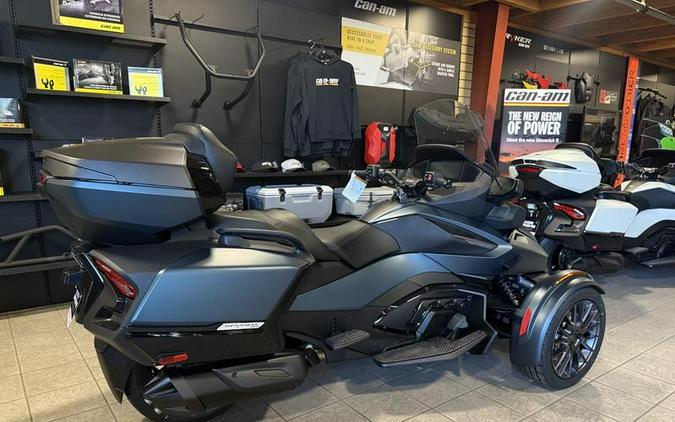 2026 Can-Am® Spyder RT Limited Dark
