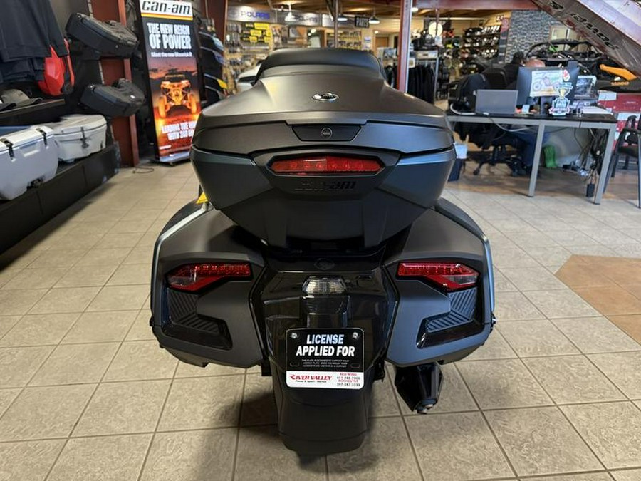 2026 Can-Am® Spyder RT Limited Dark