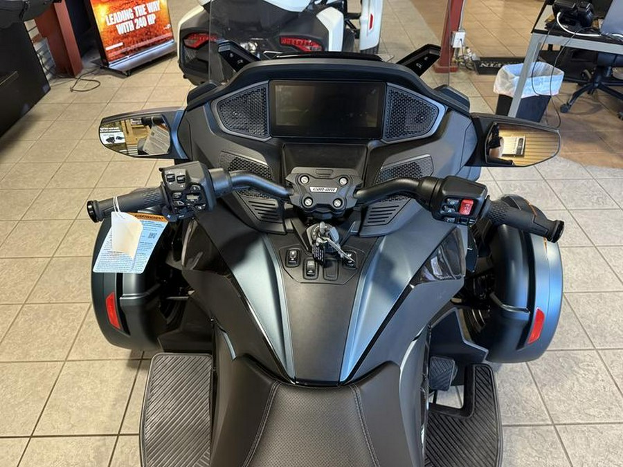 2026 Can-Am® Spyder RT Limited Dark