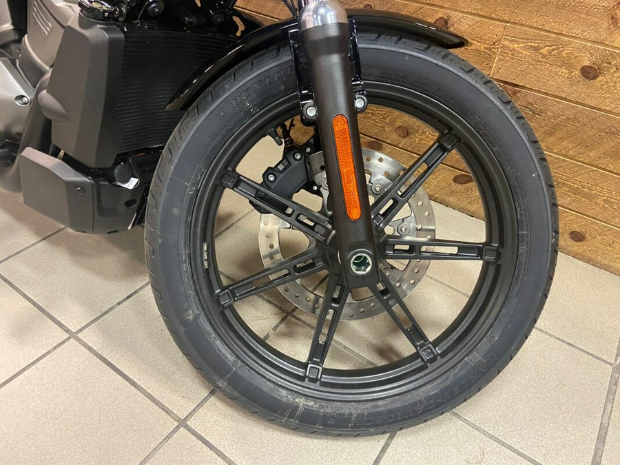 2024 Harley-Davidson® Nightster™ Vivid Black RH975