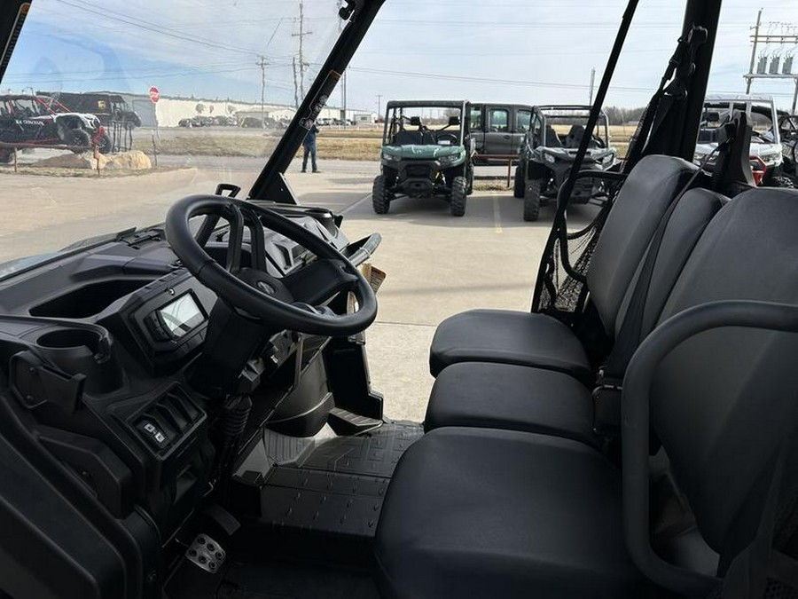 2023 Can-Am® Defender MAX DPS HD10