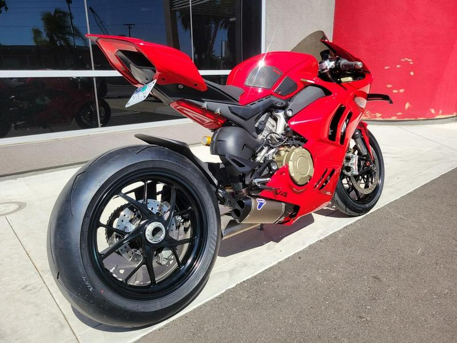 2023 Ducati V4 PANIGALE