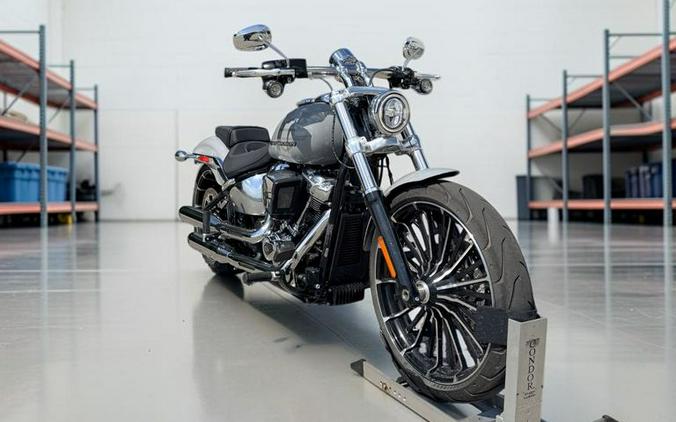 2025 Harley-Davidson Breakout Softail