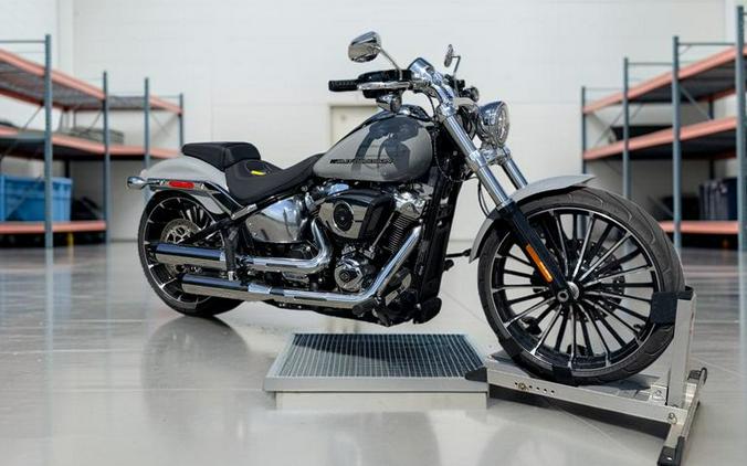 2025 Harley-Davidson Breakout Softail