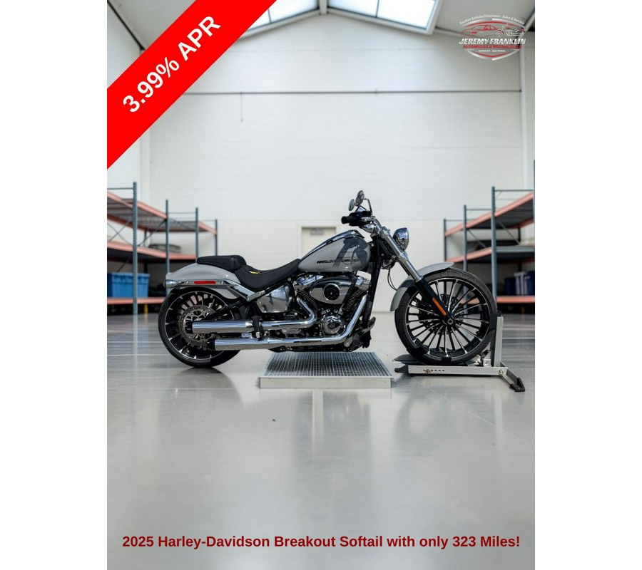 2025 Harley-Davidson Breakout Softail