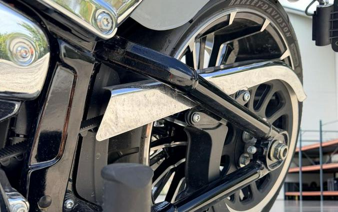 2025 Harley-Davidson Breakout Softail