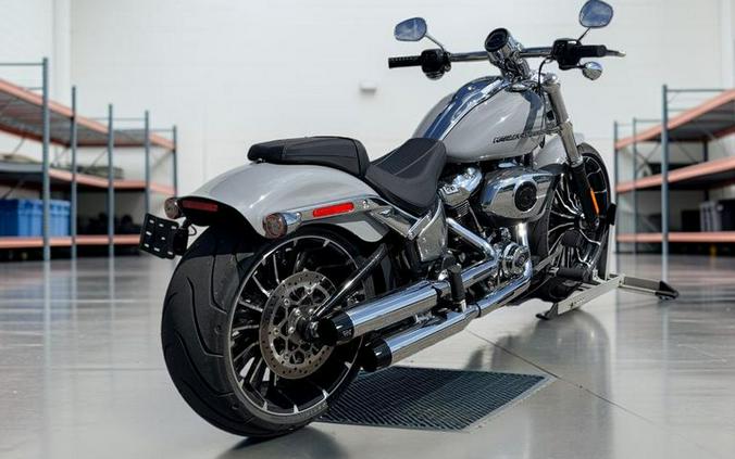 2025 Harley-Davidson Breakout Softail