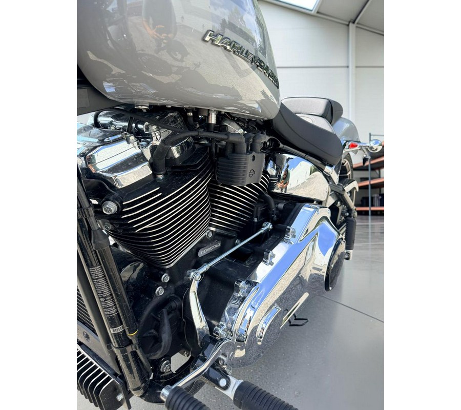 2025 Harley-Davidson Breakout Softail