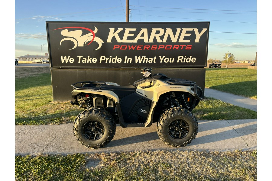 2026 OUTLANDER PRO XU HD7 - Can-Am
