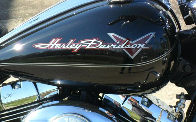 2013 Harley-Davidson® FLHR