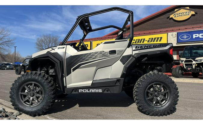 2024 Polaris Industries GENERAL XP 1000 PREMIUM - MATTE SILVER QUARTZ