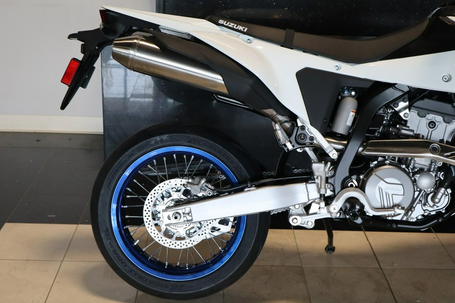 2025 Suzuki DR-Z 4SM BASE