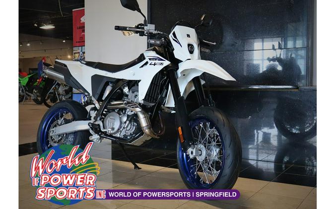 2025 Suzuki DR-Z 4SM BASE