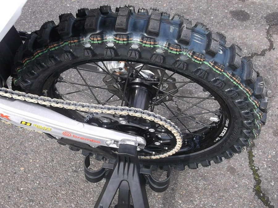 2025 Husqvarna® FC 450 Factory Edition