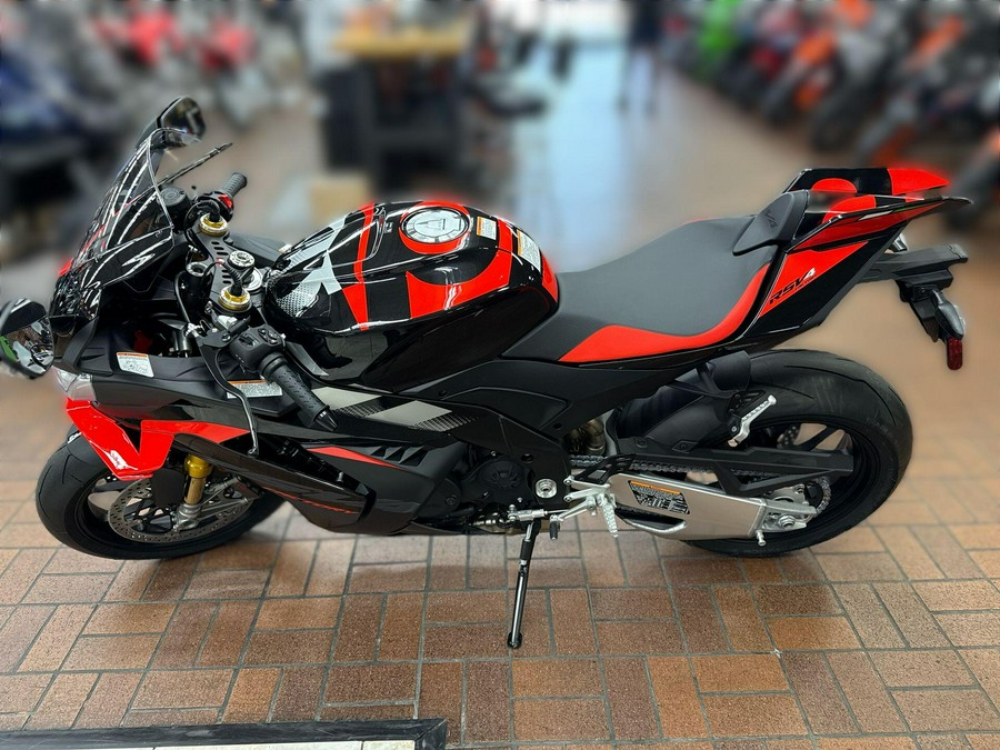 2026 APRILIA RSV4 FACTORY 1100