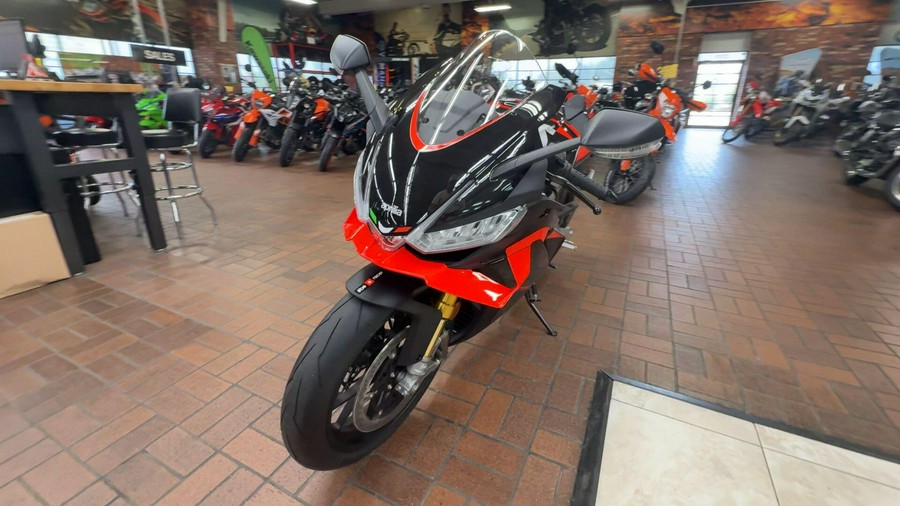 2026 APRILIA RSV4 FACTORY 1100