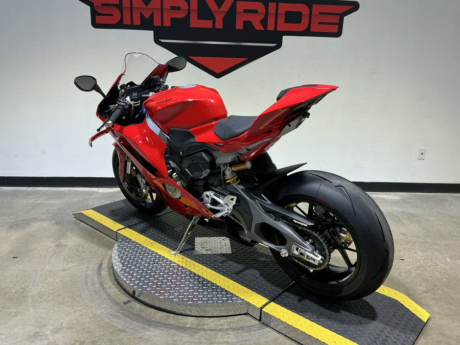 2025 Ducati Panigale V4