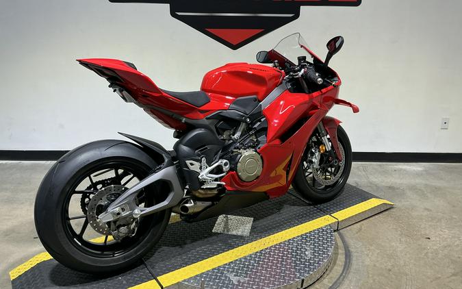 2025 Ducati Panigale V4