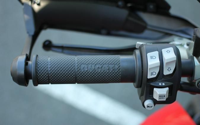 2023 Ducati Hypermotard 950