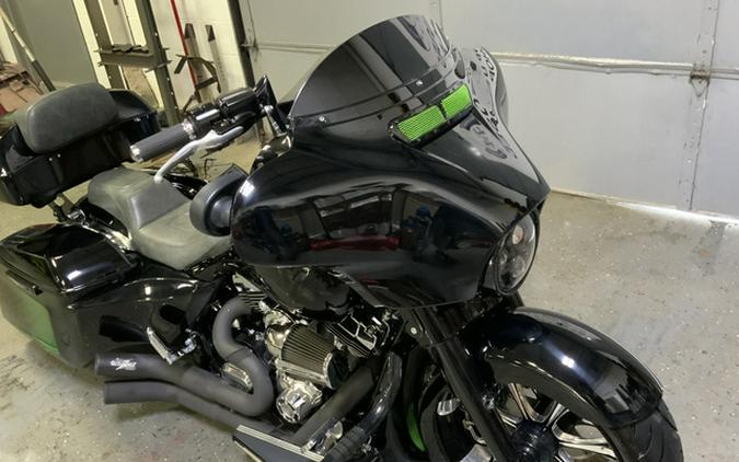 2014 Harley-Davidson Street Glide FLHXS Special