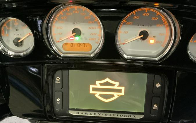 2014 Harley-Davidson Street Glide FLHXS Special