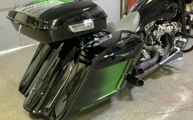 2014 Harley-Davidson Street Glide FLHXS Special