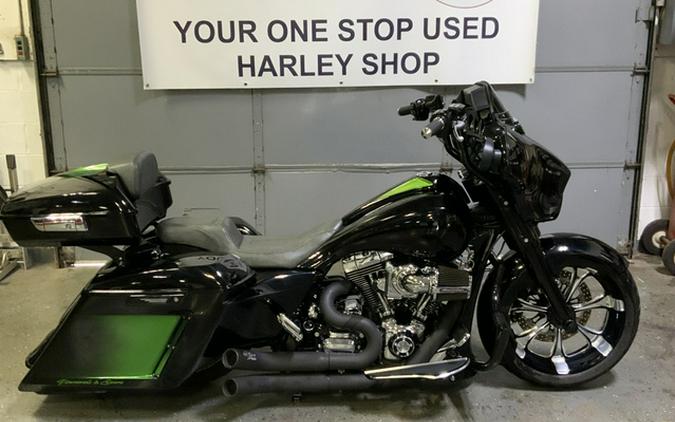 2014 Harley-Davidson Street Glide FLHXS Special